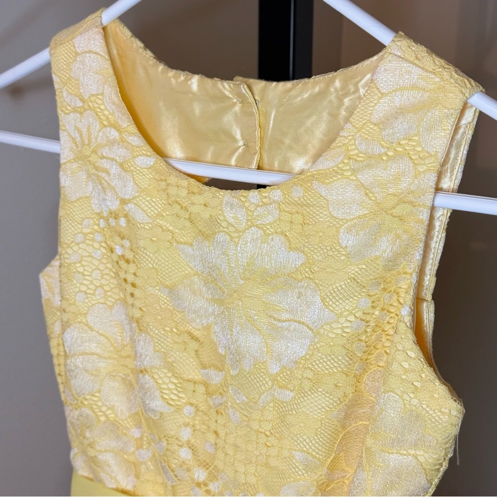 Place Yellow Lace Kids Formal Dress - Picture 5 of 10